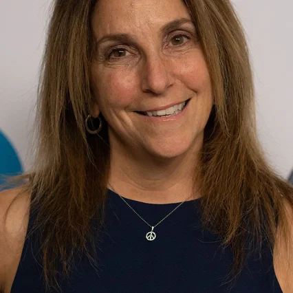 Christine Sacani