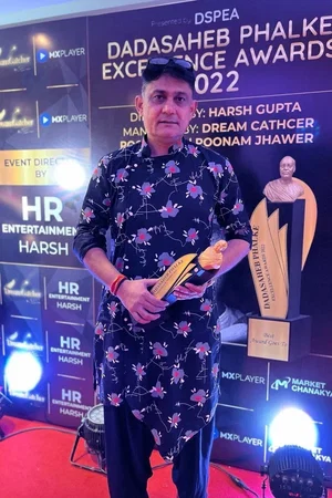  Sanjeev Tyagi