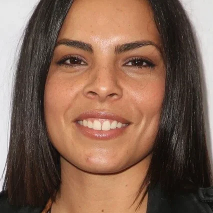 Sara Montez