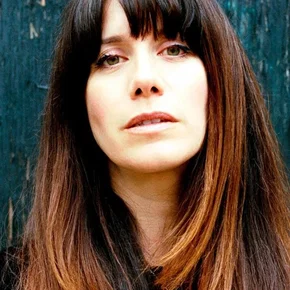 Photo star :  Caroline Catz