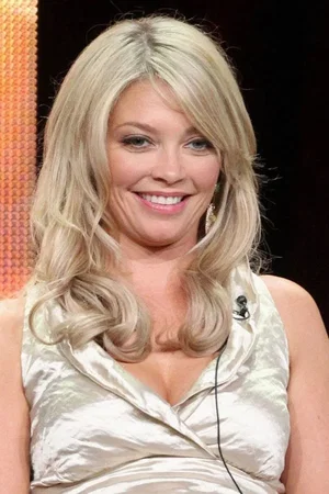 Amanda Detmer
