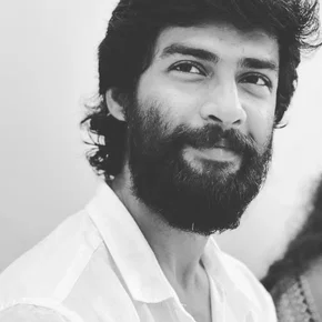 Photo star :  Vidhu