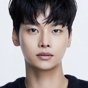 Photo star :  Cha Hak-yeon