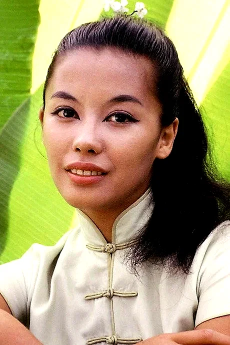  France Nuyen
