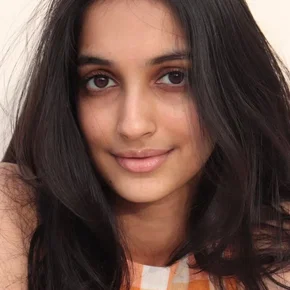 Photo star :  Sanjana Hardageri