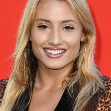  Montana Tucker