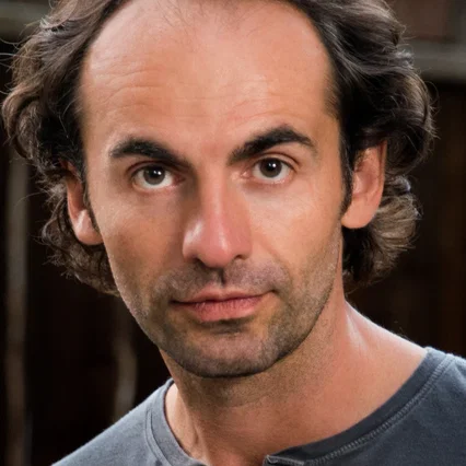  Dan Istrate