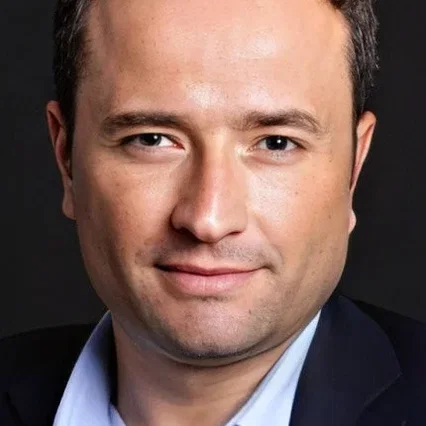  Ertan Gül