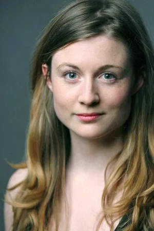  Emma Hiddleston photo