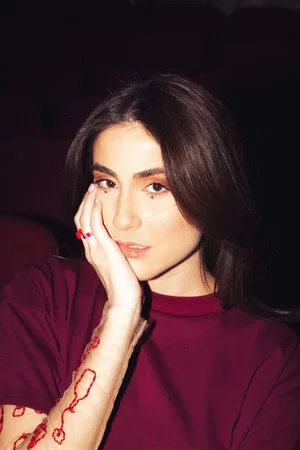  Marilyne Naaman photo