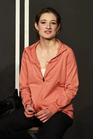  Anna Mészöly