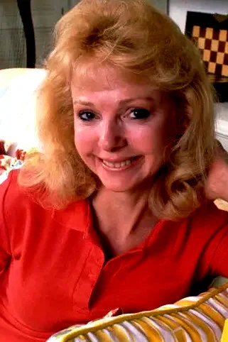  Joyce Jillson