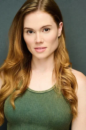  Danielle Titus