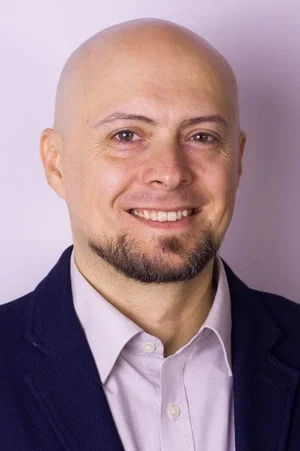  Oleh Karpenko photo
