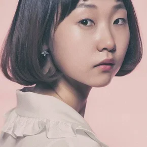 Photo star :  Mun Hye-in