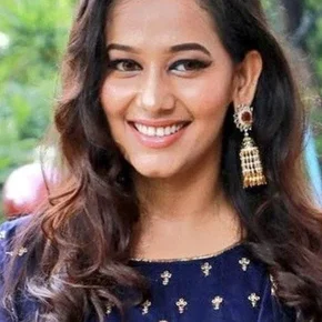 Photo star :  Sanjana Singh