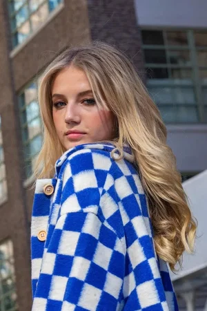  Indi Star