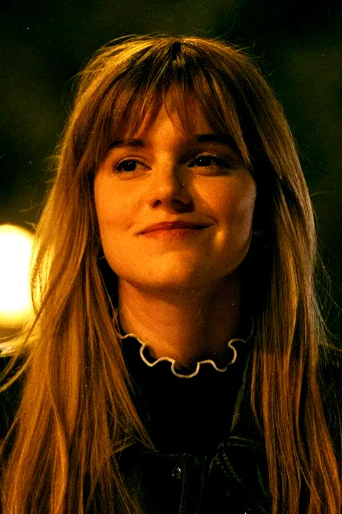  Natasa Exintaveloni