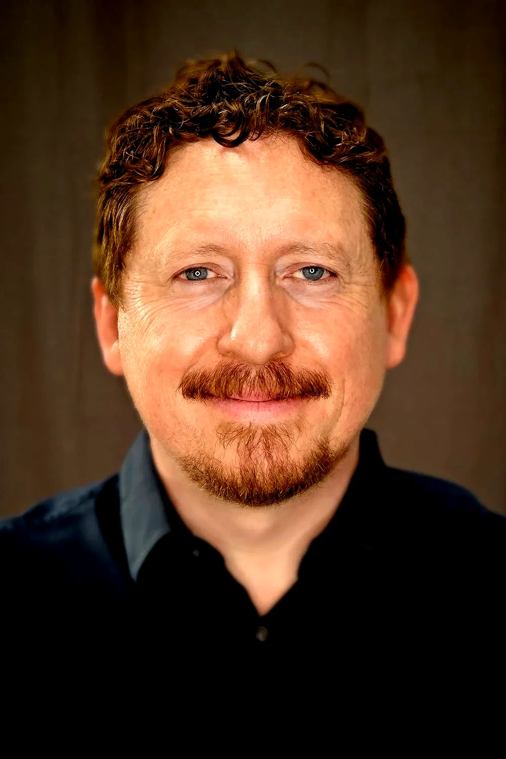  Caradog W. James