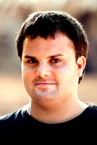  Adrián Guerra
