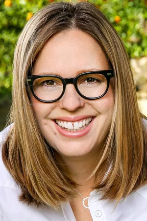  Elizabeth Craft photo