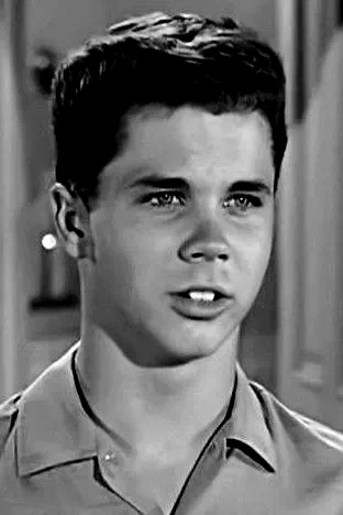  Tony Dow
