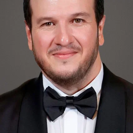  Şahan Gökbakar