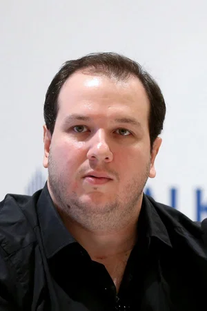  Şahan Gökbakar