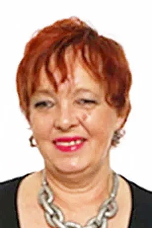  Stephanie English