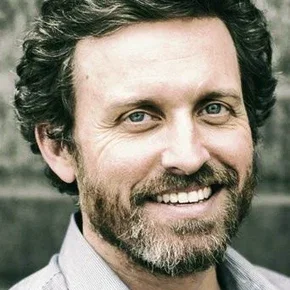 Photo star :  Rob Benedict