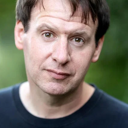  Neil James