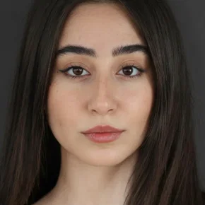 Photo star :  Katy Younes