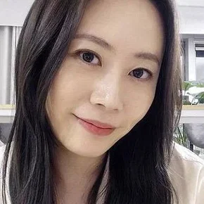 Photo star :  Kim Hye-yoon