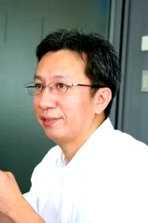  Atsushi Higashiyama