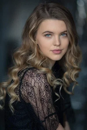  Carla Woodcock photo