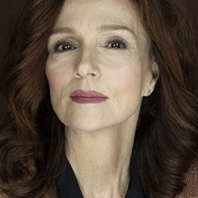  Jennifer Dale