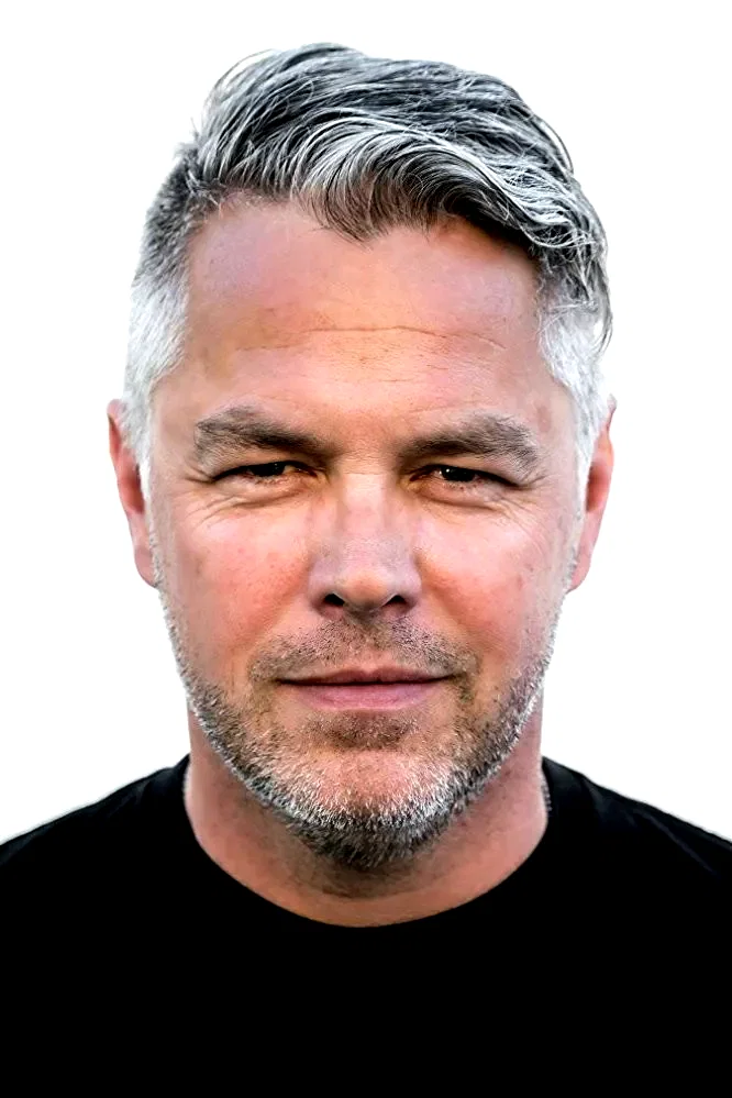  Jim Rowe