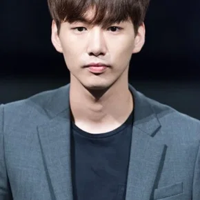 Photo star :  Lee Jae-jun