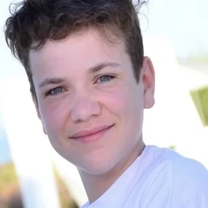  Lucas Ebel