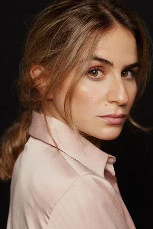  Mia Zafra photo