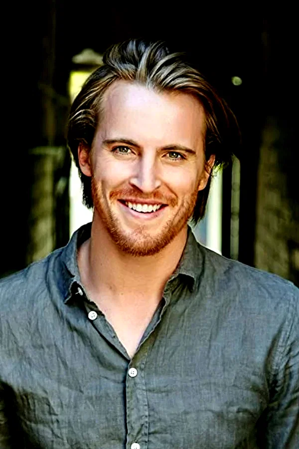  Thomas Larkin