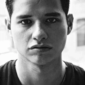 Photo star :  Johnny Serret