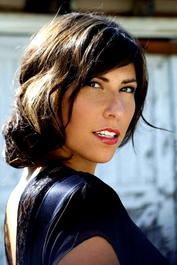  Amanda Howell