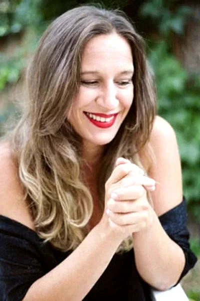  Raquel Pérez