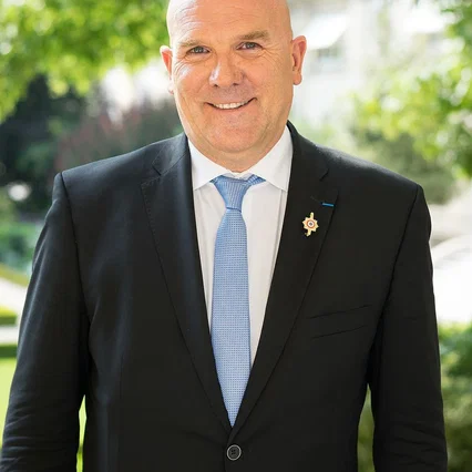  Bruno Bonnell