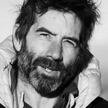  Alastair Lee