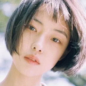 Photo star :  Jeon So-nee