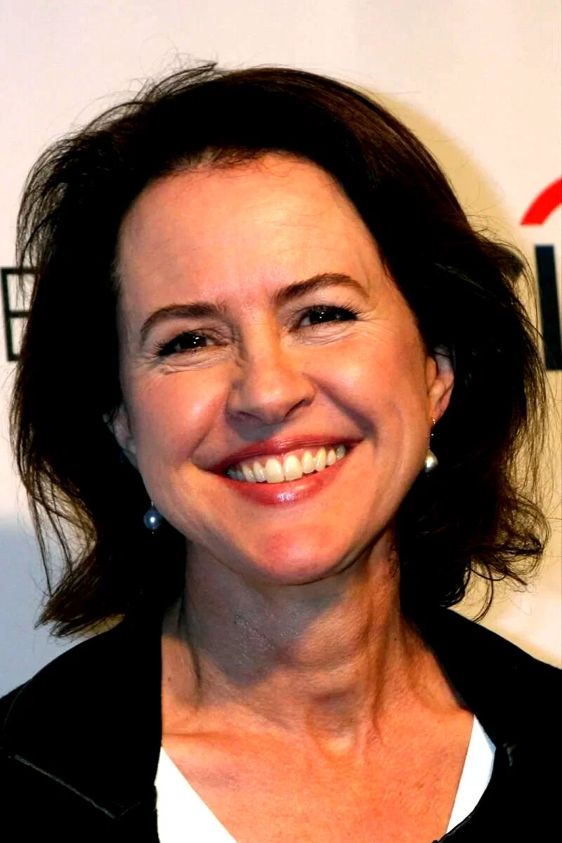  Michelle Ashford