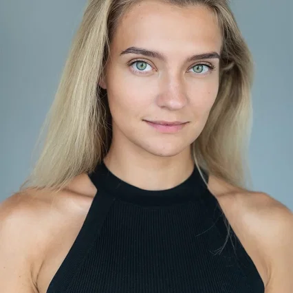  Анна Назарова