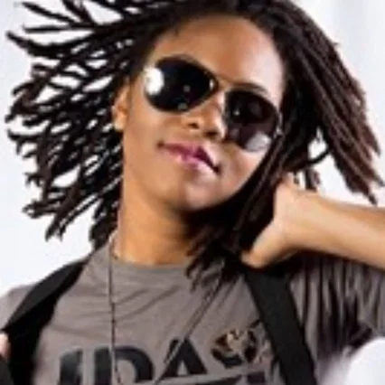  Aisha Ricketts